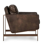 Poltrona Club in pelle blu con struttura in ottone 22W x 21D x 18.5H